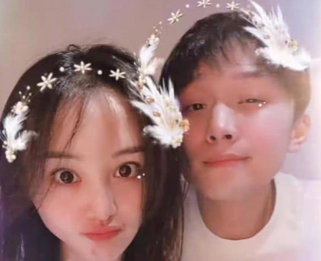 郑爽|郑爽出事前几天张翰曾突然发文，如今看内容大有深意，早该想到的