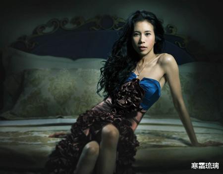 莫文蔚|莫文蔚德国豪宅无意泄露！装潢堪比城堡，50岁却活得像公主