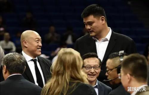 中国女足@马健：我是NBA中国第一人！是姚明的最大阻击战，球迷：扇耳光了