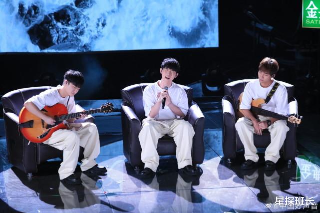 李荣浩|《中国好声音》决赛5进3：李荣浩创逆袭奇迹，谢霆锋今年又陪跑