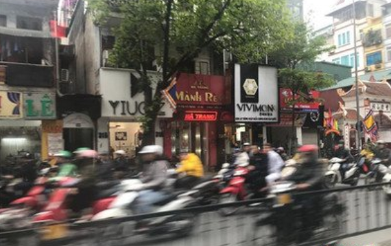 曹颖|她是“倪萍接班人”,出月子丈夫被“赶”出家门后,现状如何?