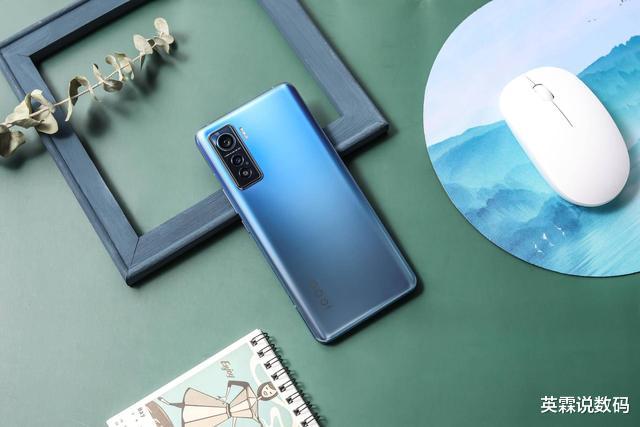 iQOO 5|配置易得，体验难求，iQOO 5将好钢用在了刀刃上