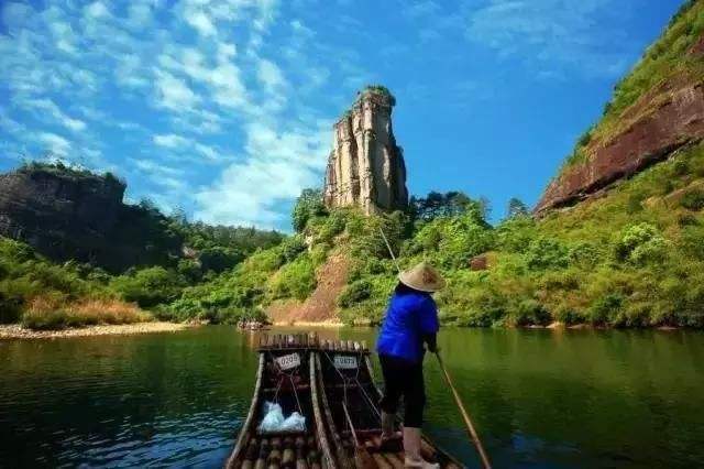 「福建省」福建这个车站用景点命名，却遭到无数吐槽，游客：容易下错站