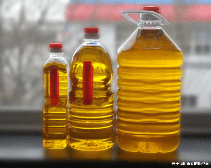老照片|买食用油，不管啥牌子，只要瓶子上有这二字，无论贵贱，都是好油