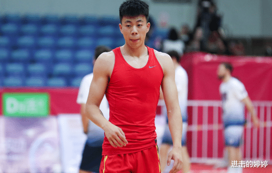 北控男篮|杨鸣默认付豪加盟辽宁，王哲林被美女老总锁死，北控月底四强归队