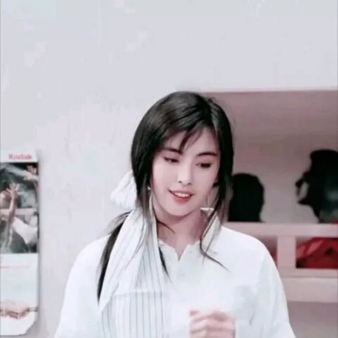 #袁咏仪#51岁邱淑贞和48岁袁咏仪同框美如画：这才是香港女星颜值巅峰！
