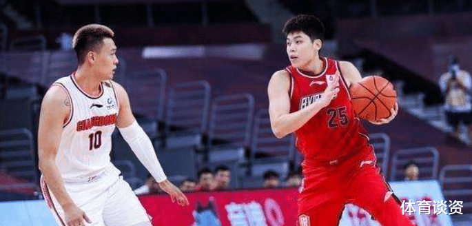 「广东男篮」官宣禁赛！CBA对赵睿开出重磅罚单，广东刺头闯祸，姚明真不留情