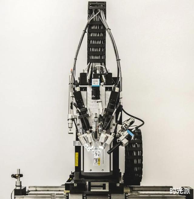 脑机接口|刚刚,马斯克公布“脑机接口”新进展,猪脑和AI融合,潘多拉魔盒打开了