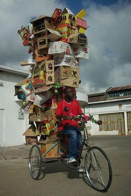 ▲世界之大无奇不有，人类的压力太难以置信了