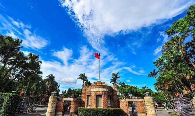 高校|我国面积很大的5所高校，中大上榜，最后一个堪比一座小城市！