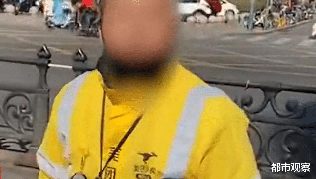 外卖小哥|男子痛斥美团外卖！豪横骑手指手画脚辱骂男子，言语不堪入耳