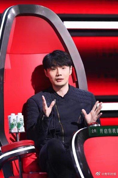 潘虹|《好声音》打响五强争夺战，李宇春为潘虹备战煞费苦心