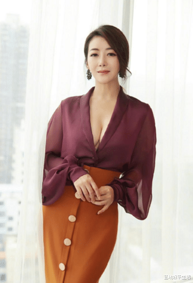 『陈紫函』45岁陈紫函风采依旧,新版《倚天》再担重角,诠释最美“紫衫龙王”