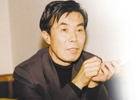 赵本山|他狠心抛弃原配，和小11岁女星同居12年，儿子与爱人相继离世