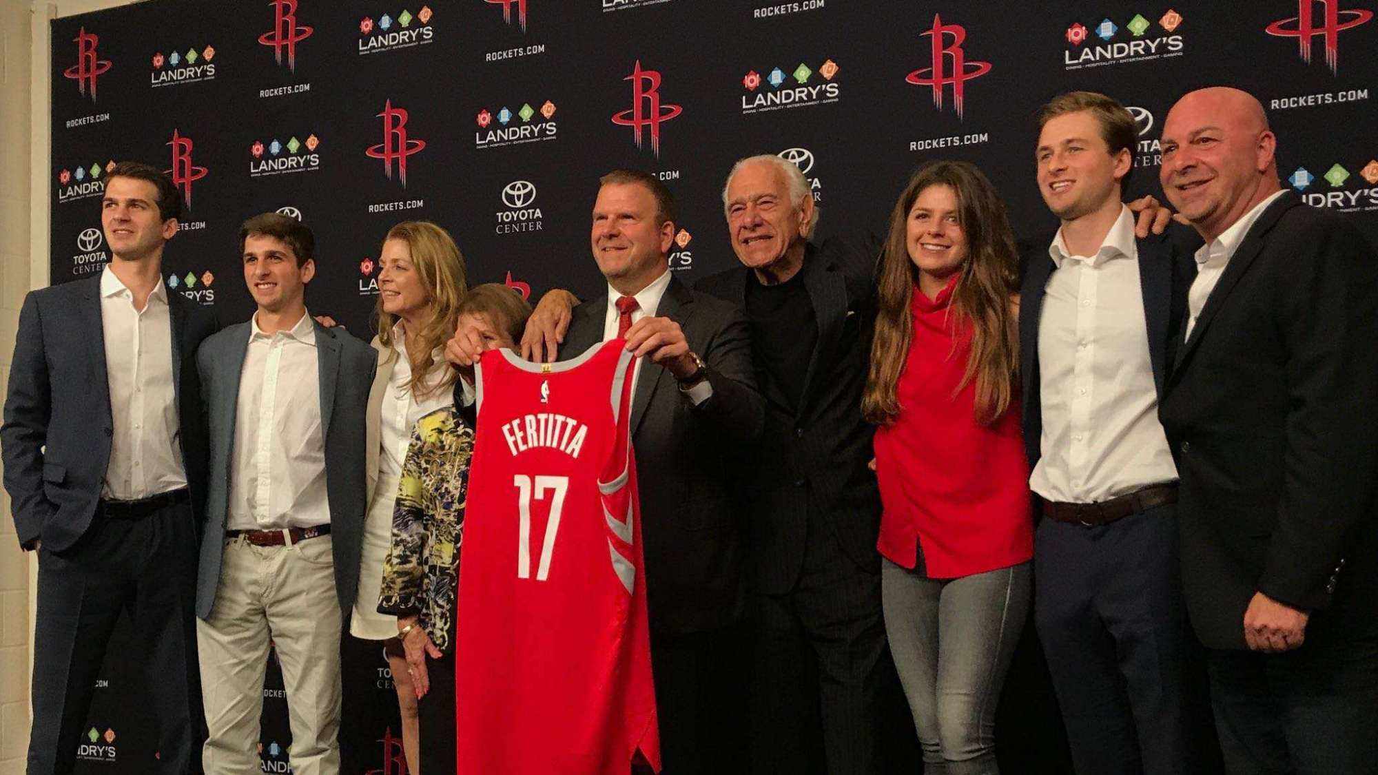『火箭队』休斯顿火箭将易主！傲慢老板净资产蒸发36%，或成NBA任期最短的老板
