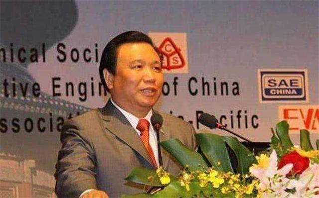 美国|钟馨稼捐给美国1000万美元，回应称钱是我自己赚的，随后公司倒闭