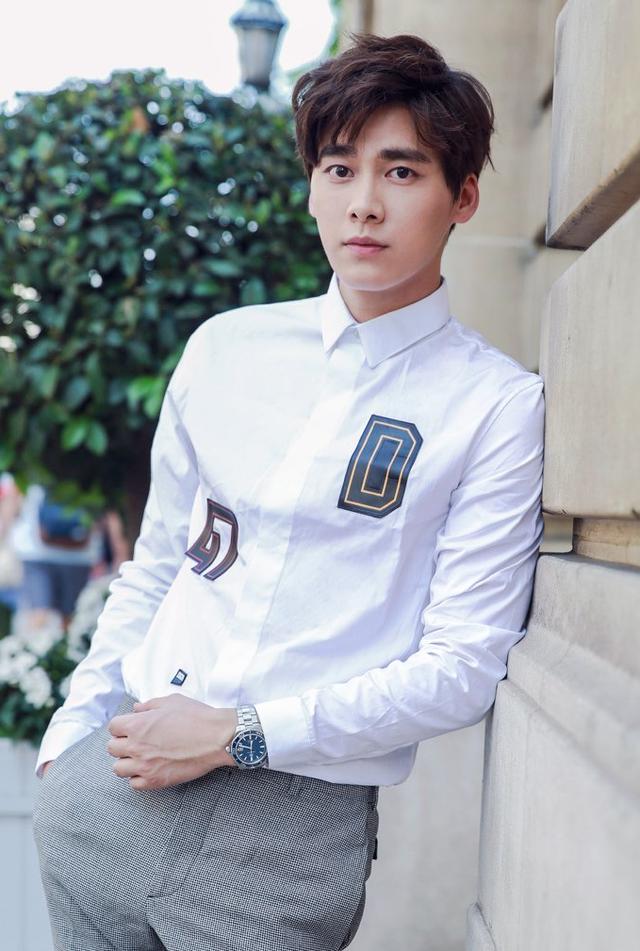 李易峰|李易峰，一个月暴瘦20斤，方法主要有3点，学会1点就能轻松瘦下来