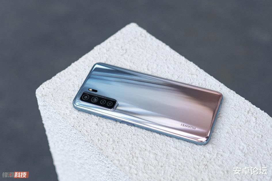 向往的生活■华为nova7 SE详细评测:合适年轻人的潮流轻旗舰