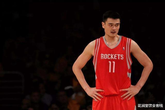 「陈楠」她是女篮第一中锋，生育之后仍临危为国出战，如今仍活跃在篮球界