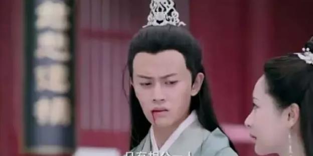 杨紫|为啥任嘉伦版《白蛇传》播到一半就被禁?听完杨紫的评价,明白了