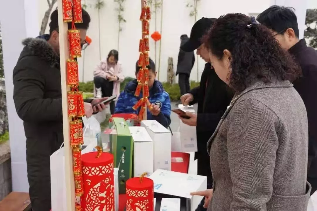 小镇中国年?过年“镇”好|义乌桃李春风