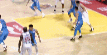 【麦迪】又帅又能打！中国男篮的中俄混血前锋！曾经单挑戏耍了麦迪