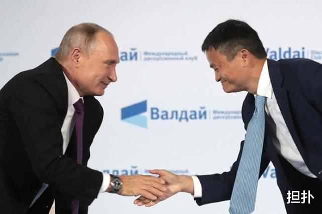 直升机▲疫情关键期间，俄罗斯军机竟然降落在杭州机场，为了中国首富而来