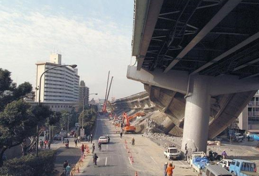 【日本】一天地震30多次！或暗示即将面临超级灾难，日本民众开始绝望了