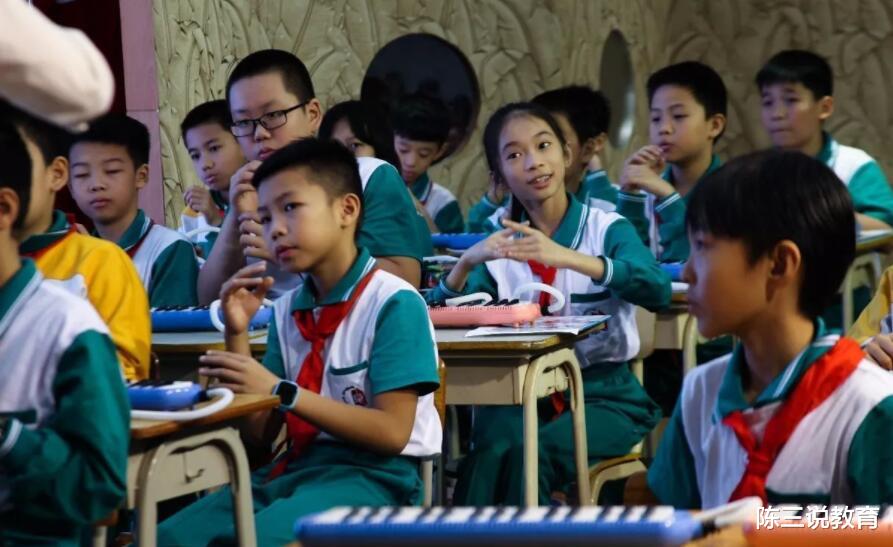 教育部|教育部通知，中考迎来新制度，家长却欲哭无泪：取消这门课