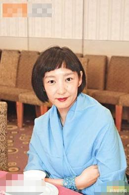 雪梨|1986年, 徐少强欺骗雪梨未婚生子后转身抛弃, 今雪梨“报复”真高级