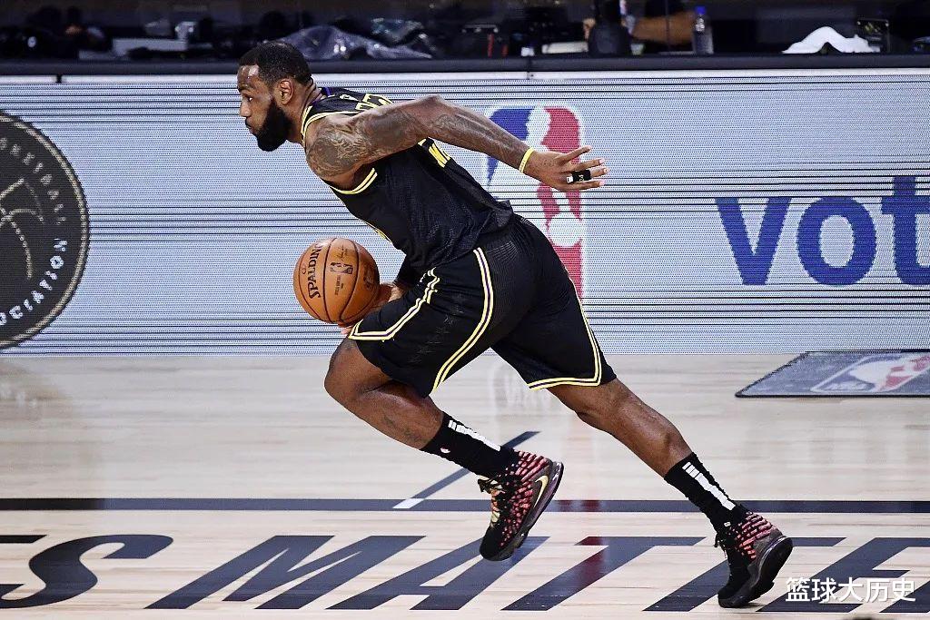 湖人队|65+23+10！韦德都被打服了，总冠军没悬念，FMVP还有悬念！