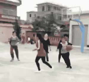 [周琦]24岁，25岁，36岁，他们狠狠地给了周琦一记响亮的“耳光”！