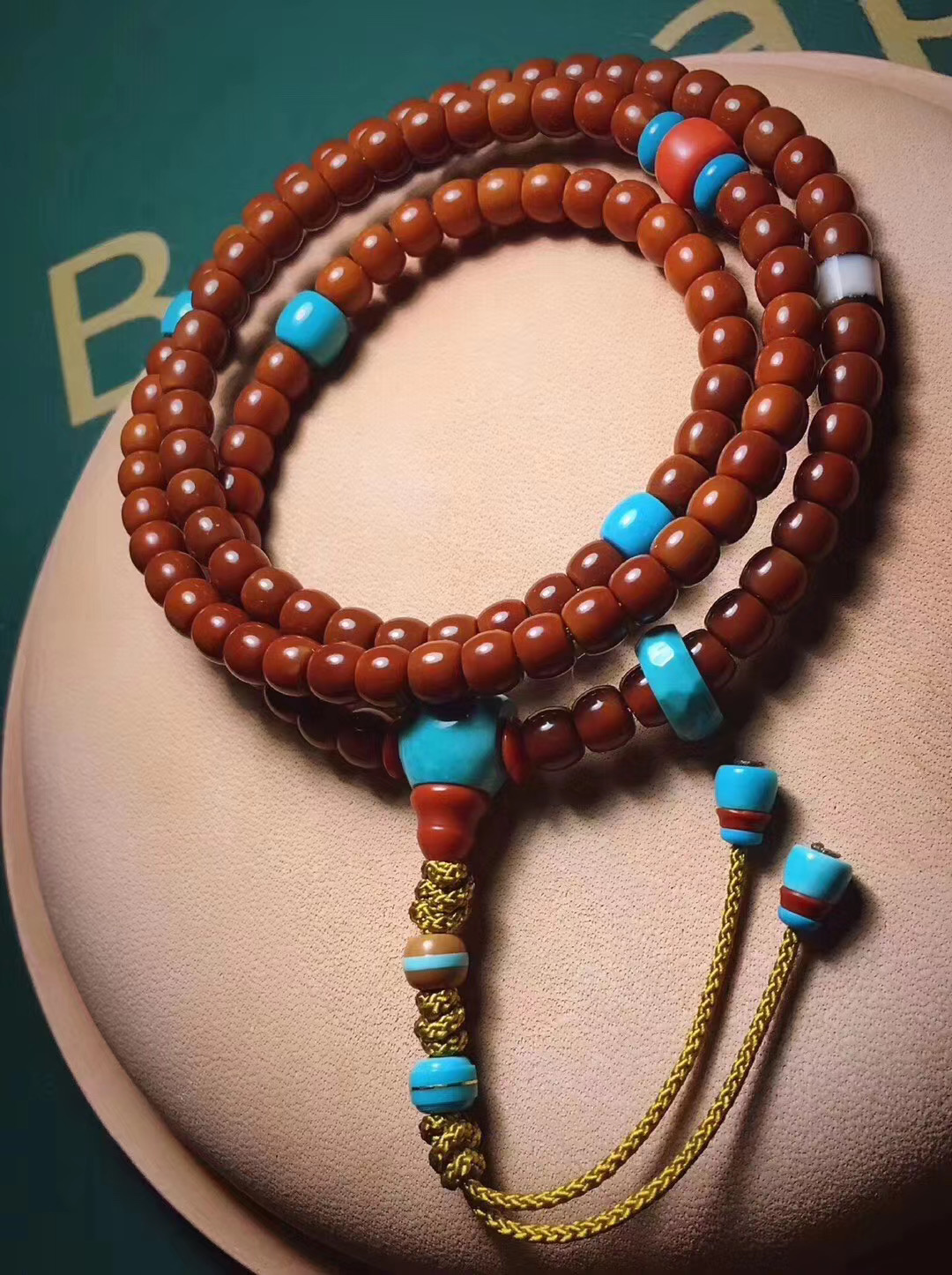 橄榄核|百匠诀核雕-小小的核尖为何那么贵？