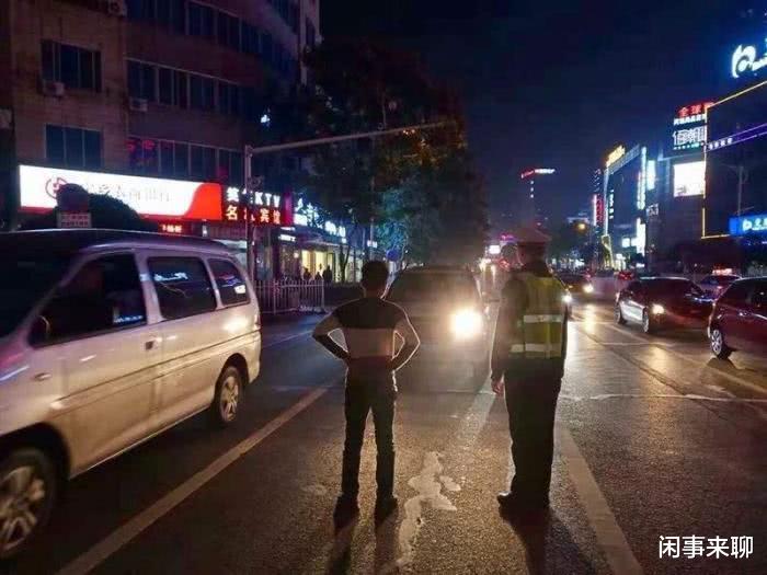 吉利|路灯坏了, 而开近光灯的吉利车主却被罚？ 网友: 没冤枉你