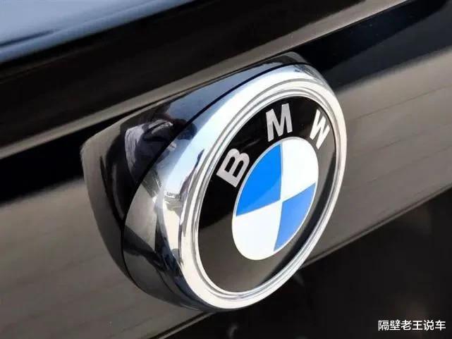 宝马1系|一年没白等，从19.88万跌到13.25万，开出去，看车标比雅阁有面子