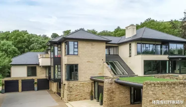 足球场|曼联传奇离婚伤心欲绝甩卖豪宅，售价3400万元，包含足球场和果岭