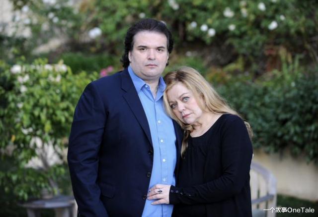 墨菲|好莱坞女星突然离世，事后母亲竟与丈夫同睡，5个月丈夫也去世了