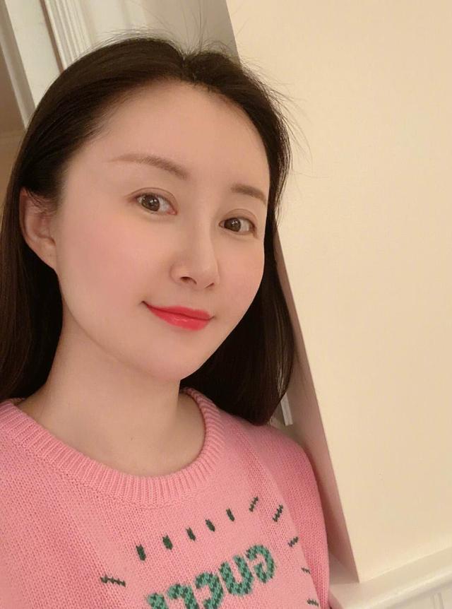 #舒畅#32岁舒畅晒近照,素颜下的她颜值依旧高!