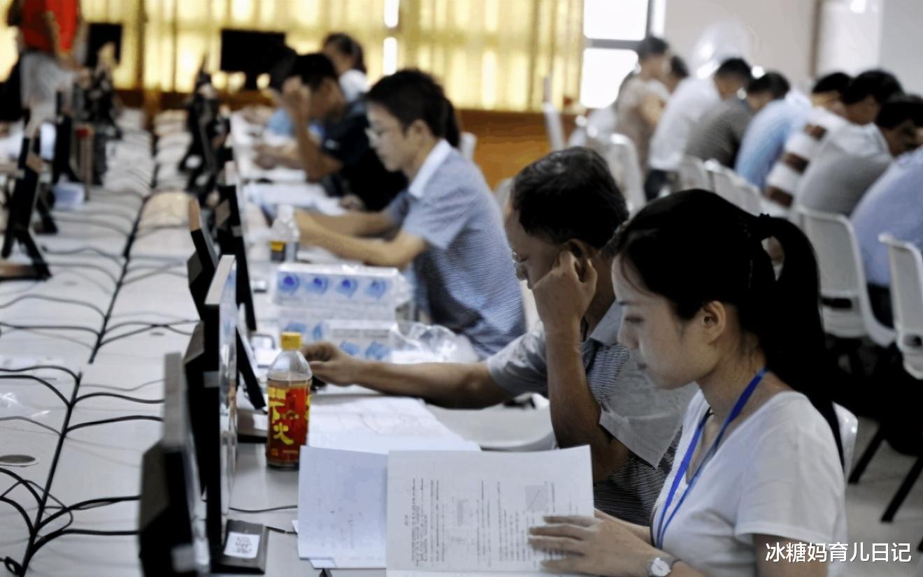 考试|高考阅卷老师“最讨厌”的4种字体，高考严重丢分，很多考生中招