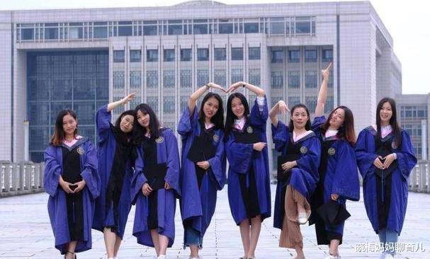 大学|学生考上二本大学有前途吗?二本毕业能干什么工作?听老师怎么说