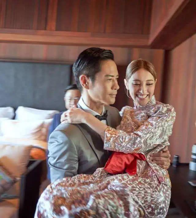 「陈凯琳」恭喜怀二胎,高甜夫妻因戏生情,相差22岁的父女恋太甜了!