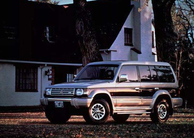 [帕杰罗·劲畅]入手需抓紧！推荐三款40万以内大排量V6车型，最后一款不到28万