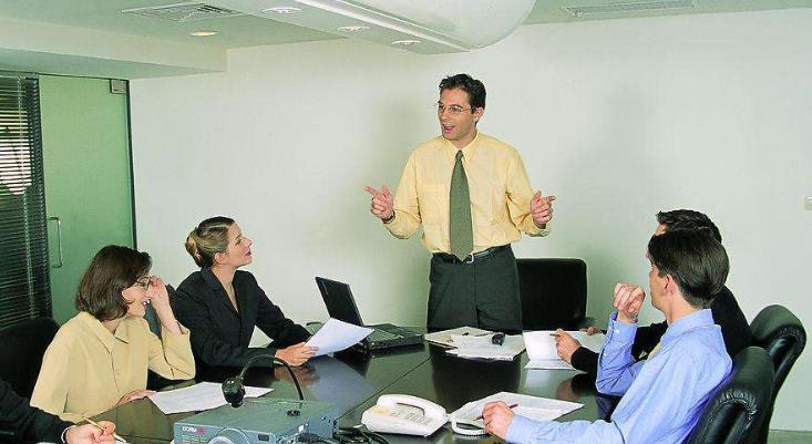 『垦丁』在公司被其他同事欺负了怎么办？做到这3点能让你脱离苦海