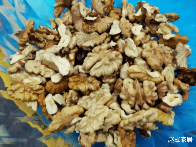 肝脏■查出癌症别哭泣，“工资再少”也要多吃4物，癌细胞或许慢慢远离你