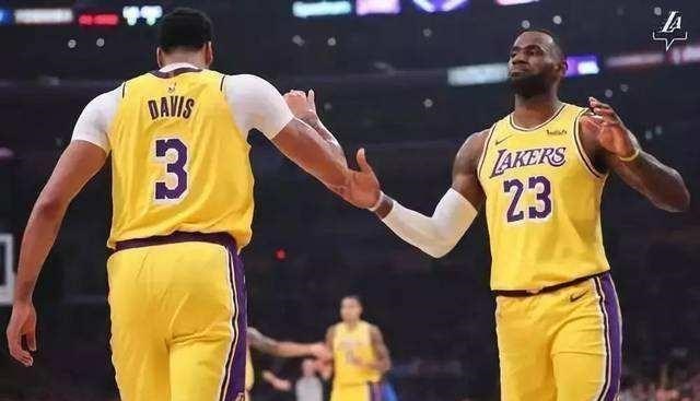 湖人队@2换1！20+5后卫或驰援詹姆斯？湖人补强最大软肋，库兹马成牺牲品