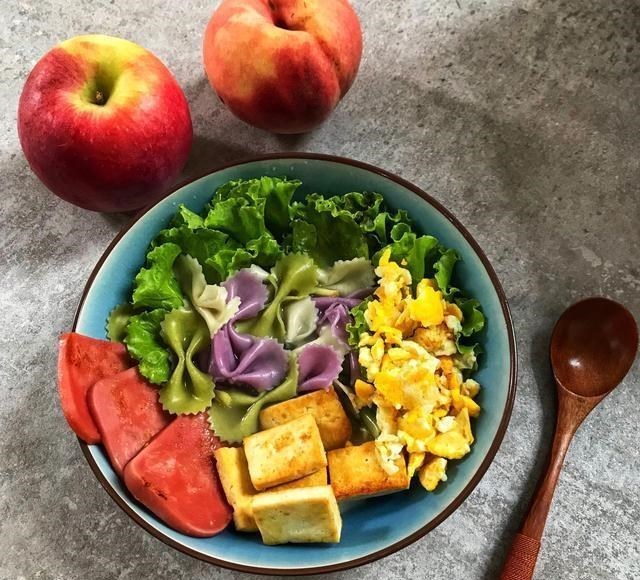 彭于晏|我就用“5：2轻断食”减了个肥，就变成你们的老公“彭于晏”了