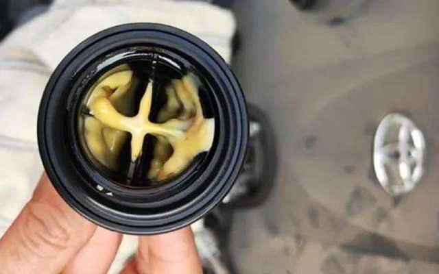 「丰田」低温低速，才是机油增多的诱因，丰田车主可以放心了