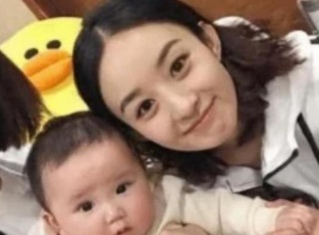 赵丽颖|看完赵丽颖儿子，再看Baby的“小海绵”，网友：露馅了吧！