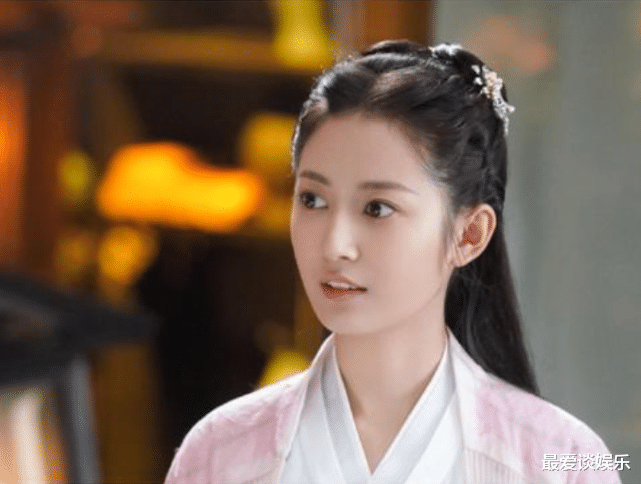 唐嫣|唐嫣罗晋大婚时,伴娘团被嘲讽“最低配”,如今个个红到高攀不起