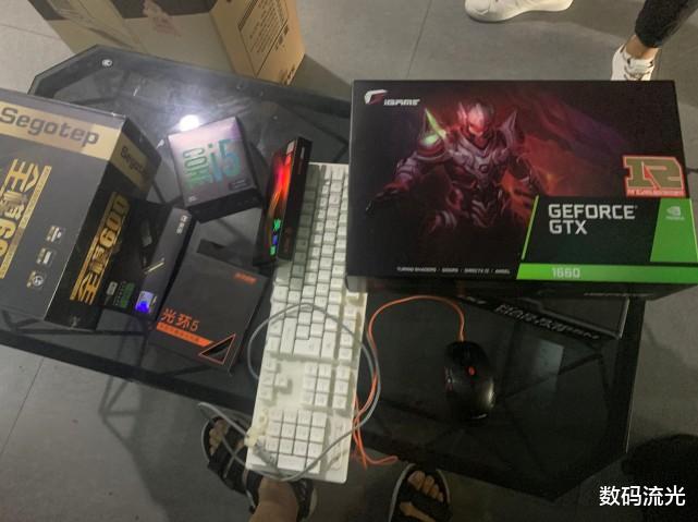 腾讯|假货？买的是3200MHz内存，电脑却显示2666MHz，客户：这是假货！